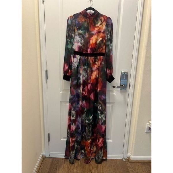 LDT MAXI SWING DRESS multicolor Print size 4 NWOT 275