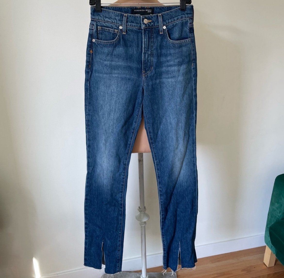 VERONICA BEARD Keane Split Hem Straight-Leg Bright Blue High Rise Jeans EUC 26