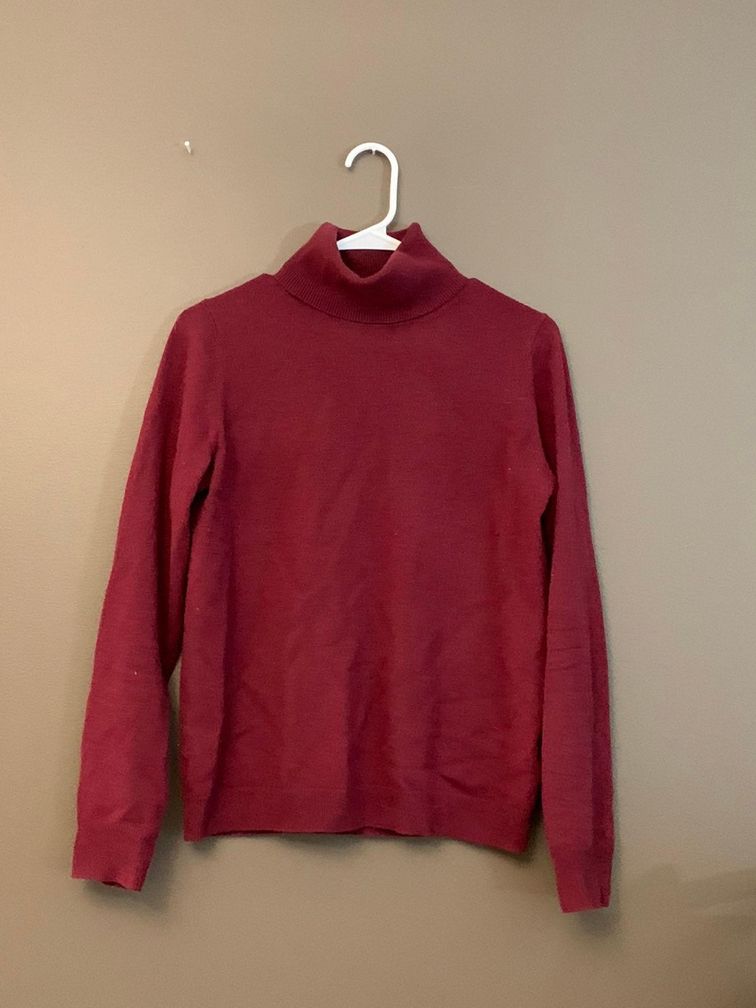 Uniqlo Women Cashmere Turtleneck sweater