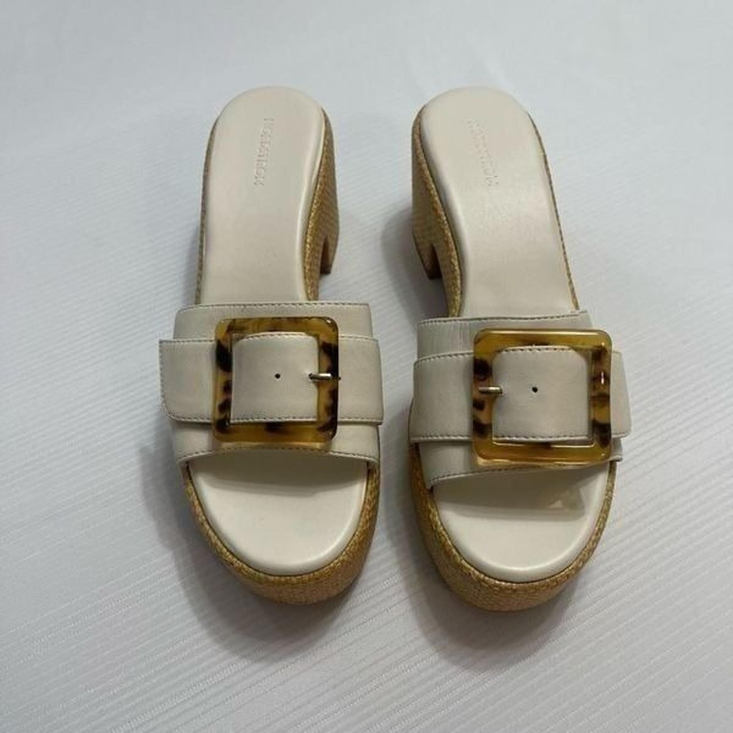 Nordstrom Courtney White Platform Heels Size 7M New