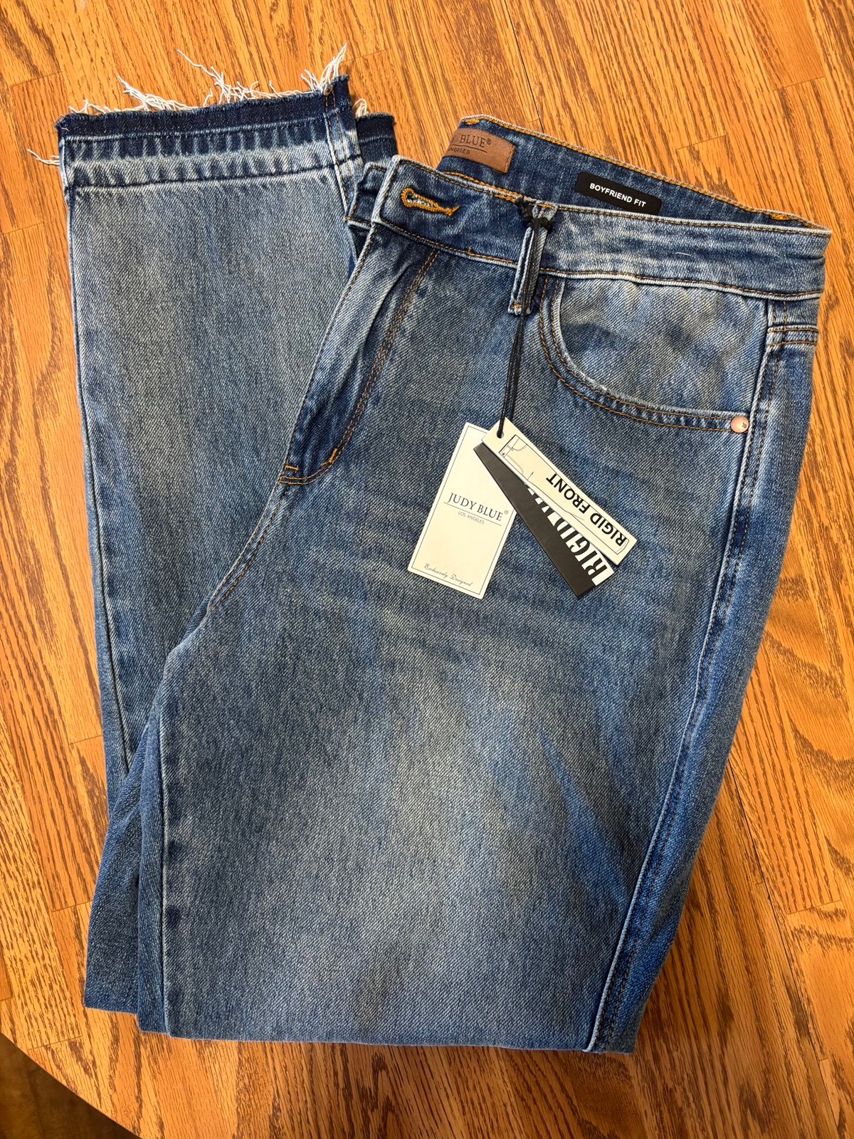 Judy Blue Boyfriend Fit Jeans - BRAND NEW