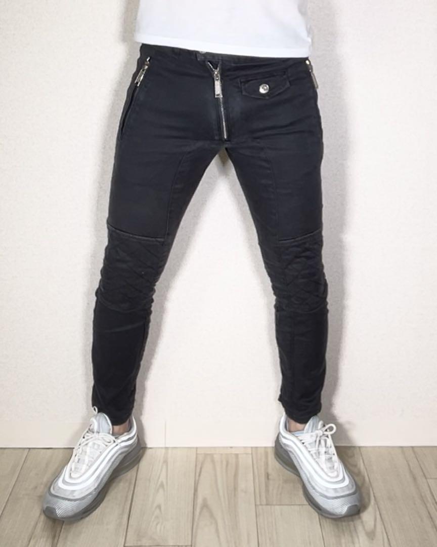 DSQUARED2 (ディースクエアード) biker jeans with front zip, size 42.