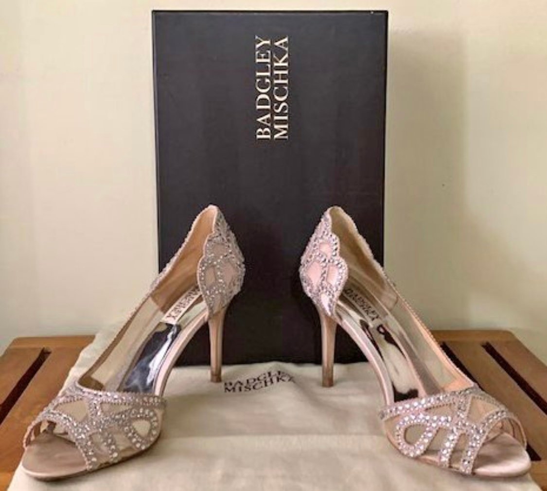 Badgley Mischka Marla DECO Peep-Toe SIZE 8 Heels, PALE BLUSH Satin