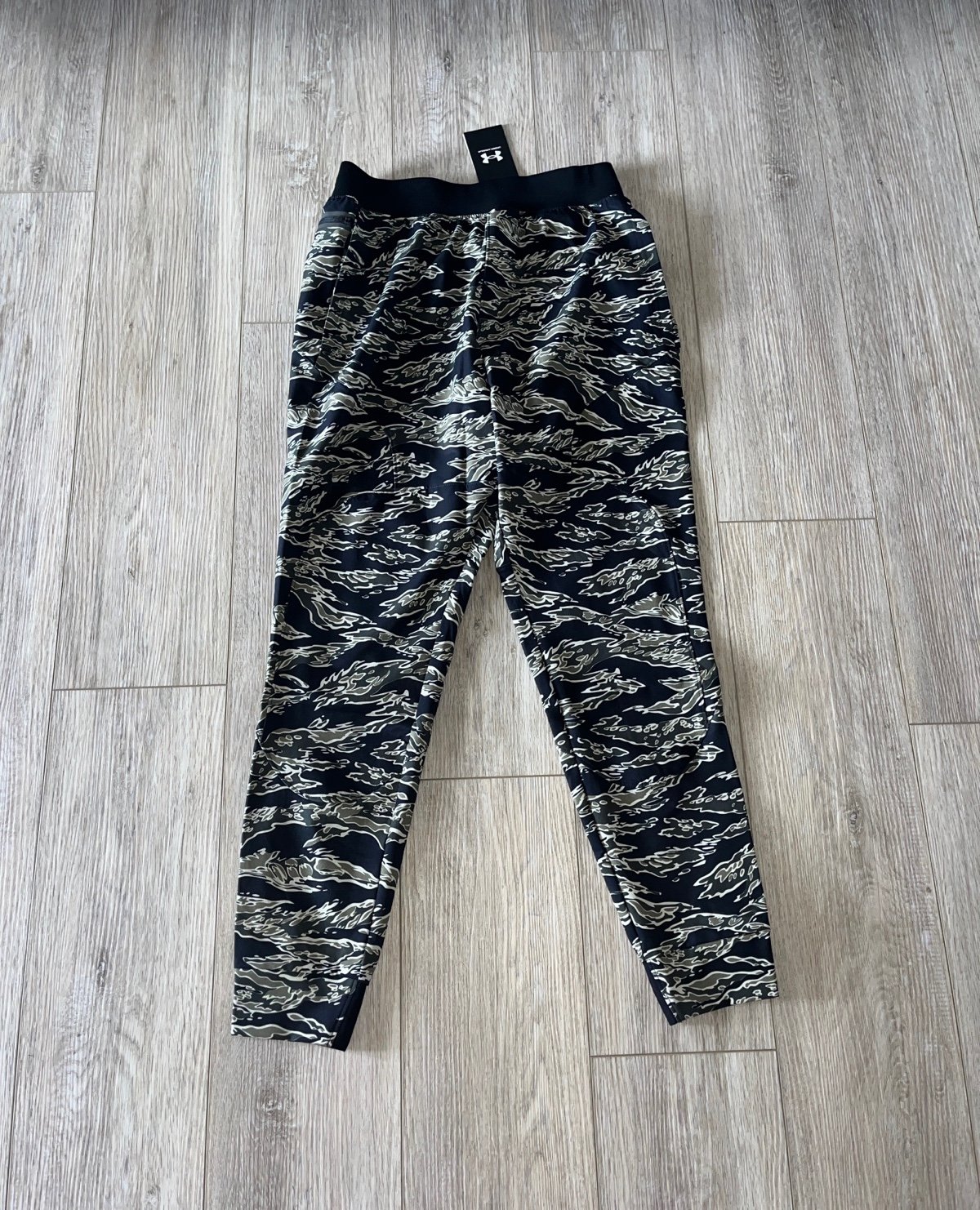 New Under Armour Jogger Pants Men's Medium