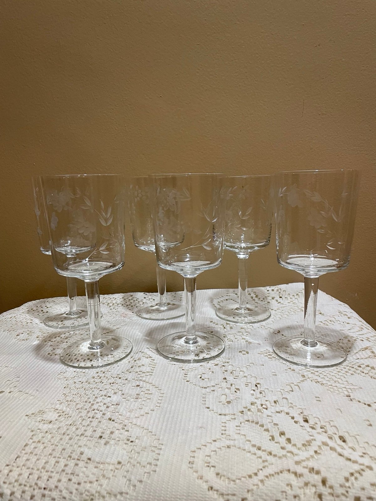 Set Of 6 Wine Glasses