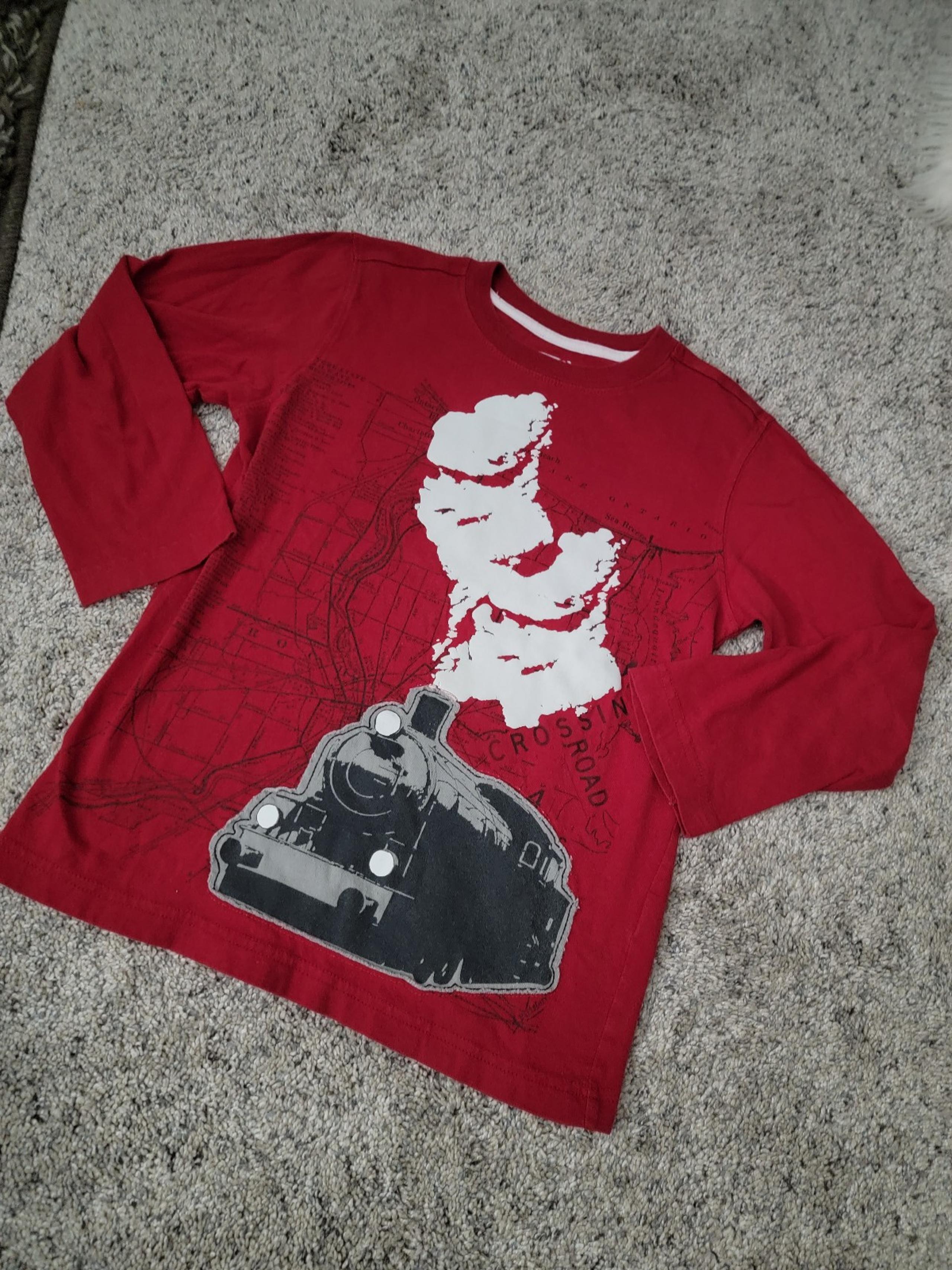 Crazy 8 boys red train long sleeve top size small 5/6
