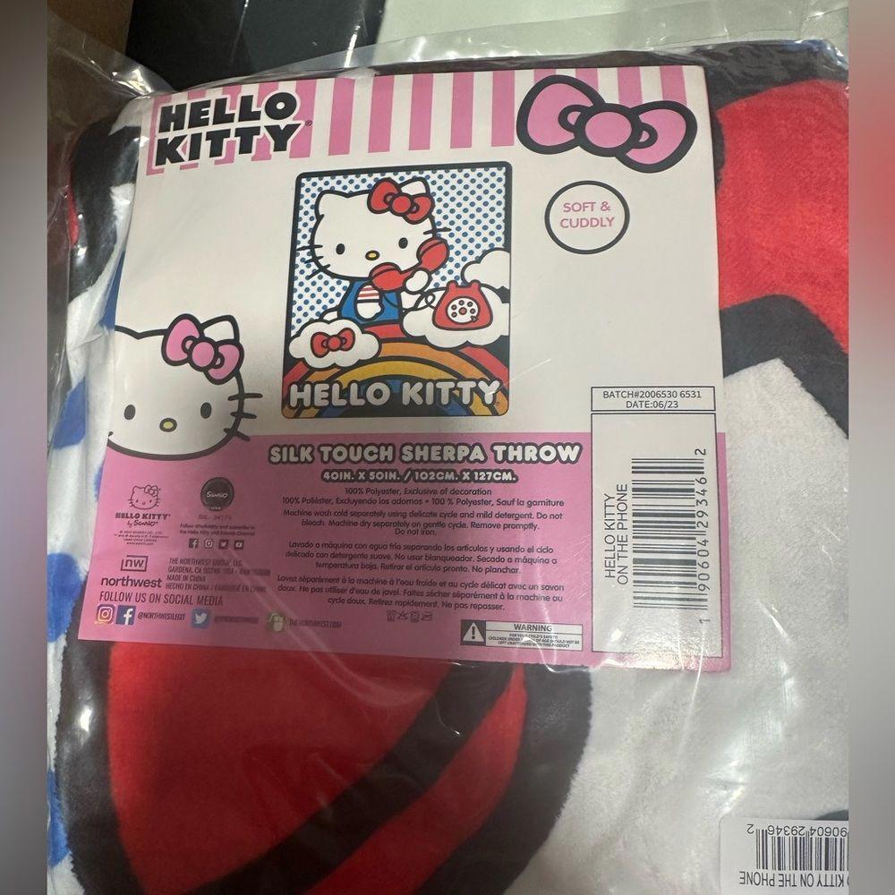 Sanrio Hello Kitty On the Phone Silk Touch Sherpa Throw