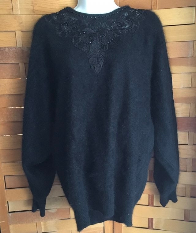 Vintage VENESHA Fuzzy 80% Angora Large Black Long Sleeve Sweater Appliqué