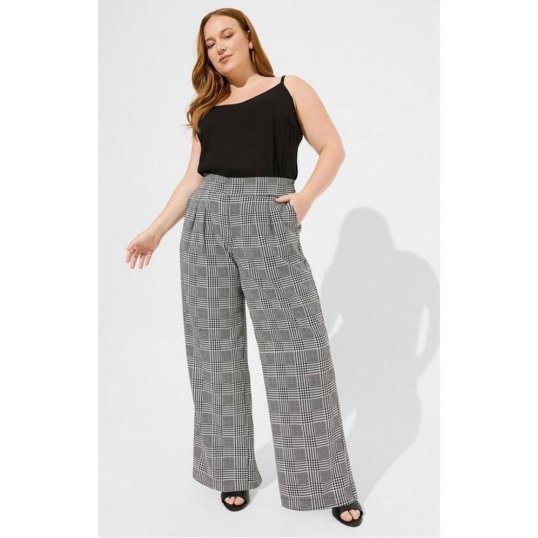 TORRID Ava Stretch Challis Cami *Black 4X