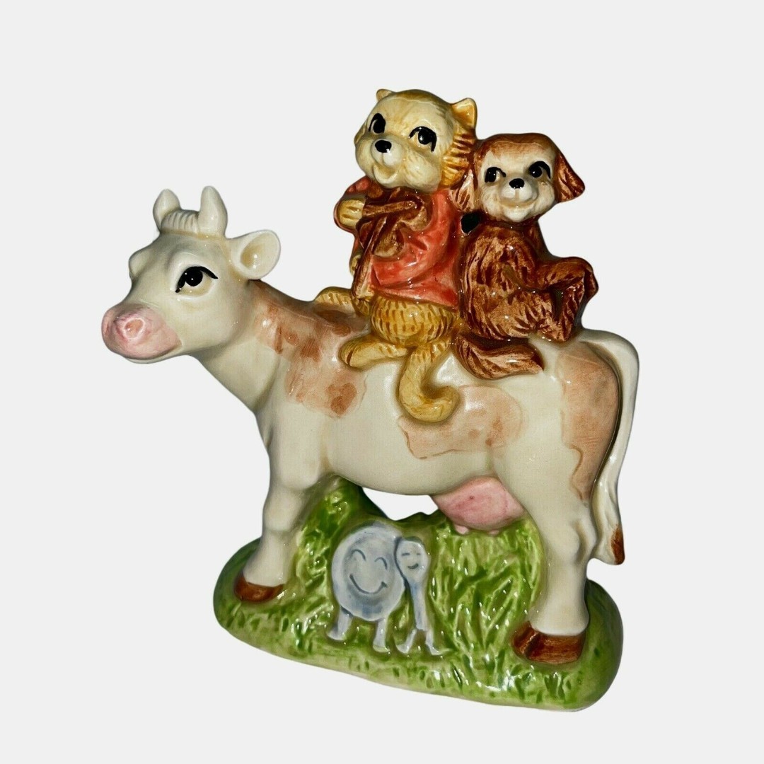 Vintage 1982 Quon Quon Japan Once Upon a Time 'Hey Diddle Diddle' Figurine