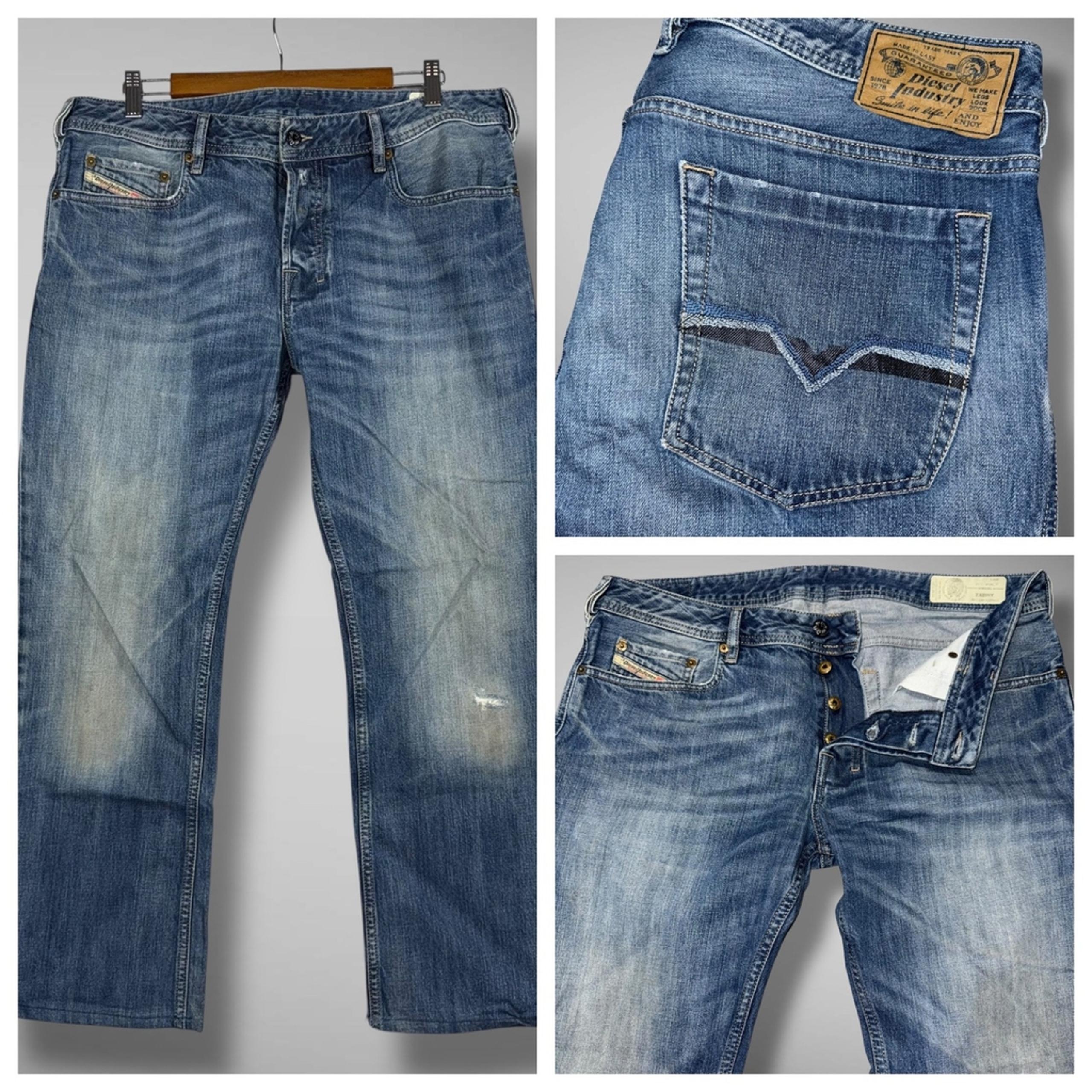 Diesel Zatiny Jeans Regular Bootcut Distressed Denim Blue Faded Wash Mens 34x28