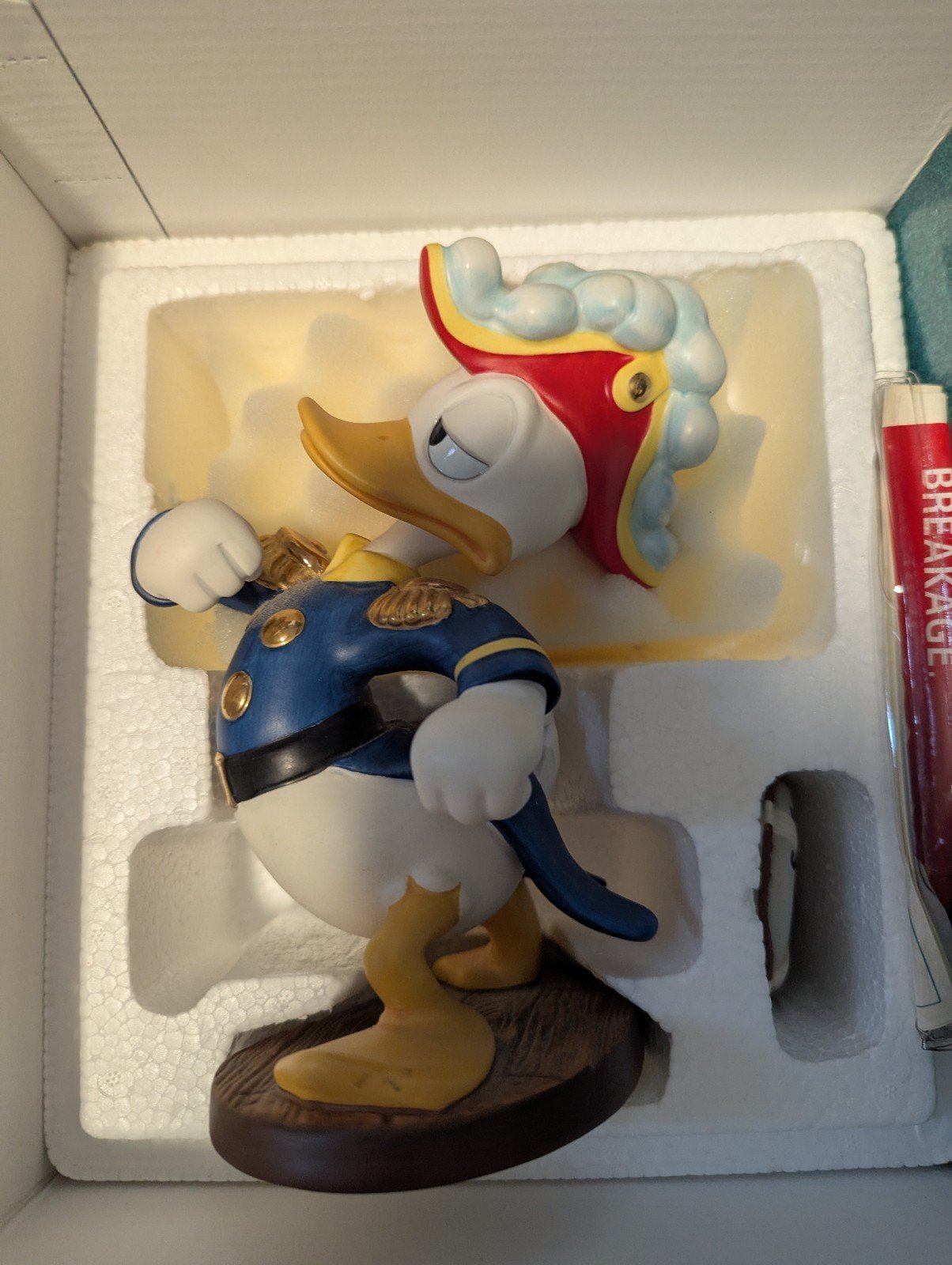 Disney Donald Duck Masterpiece Statue