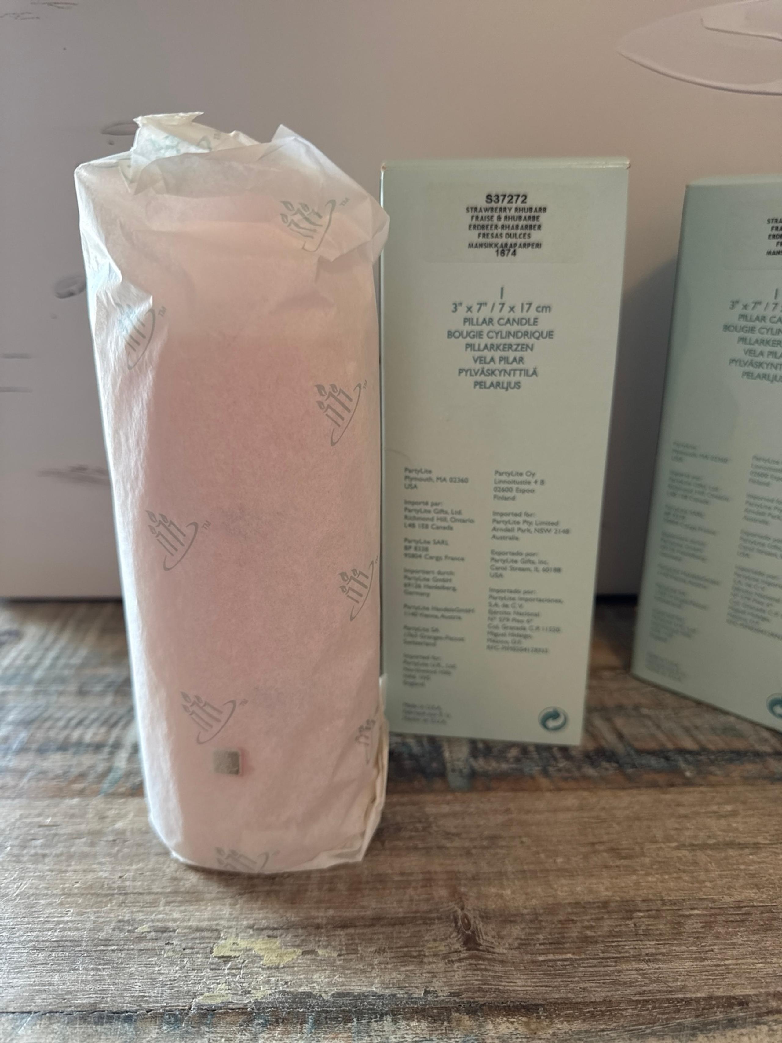 Partylite Strawberry Rhubarb Pillar Candle 3x7 NIB ************************