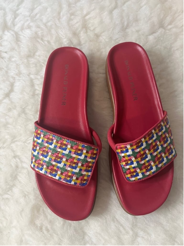 Donald J. Pliner FiFi Pink Raffia Sandals Women Size 7.5M