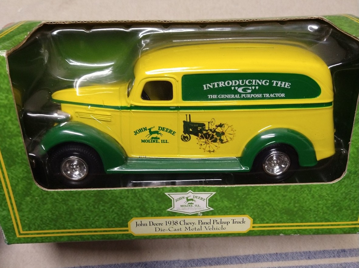 John Deere 1938 Chevy Panel Pickup Truck Die-cast Bank