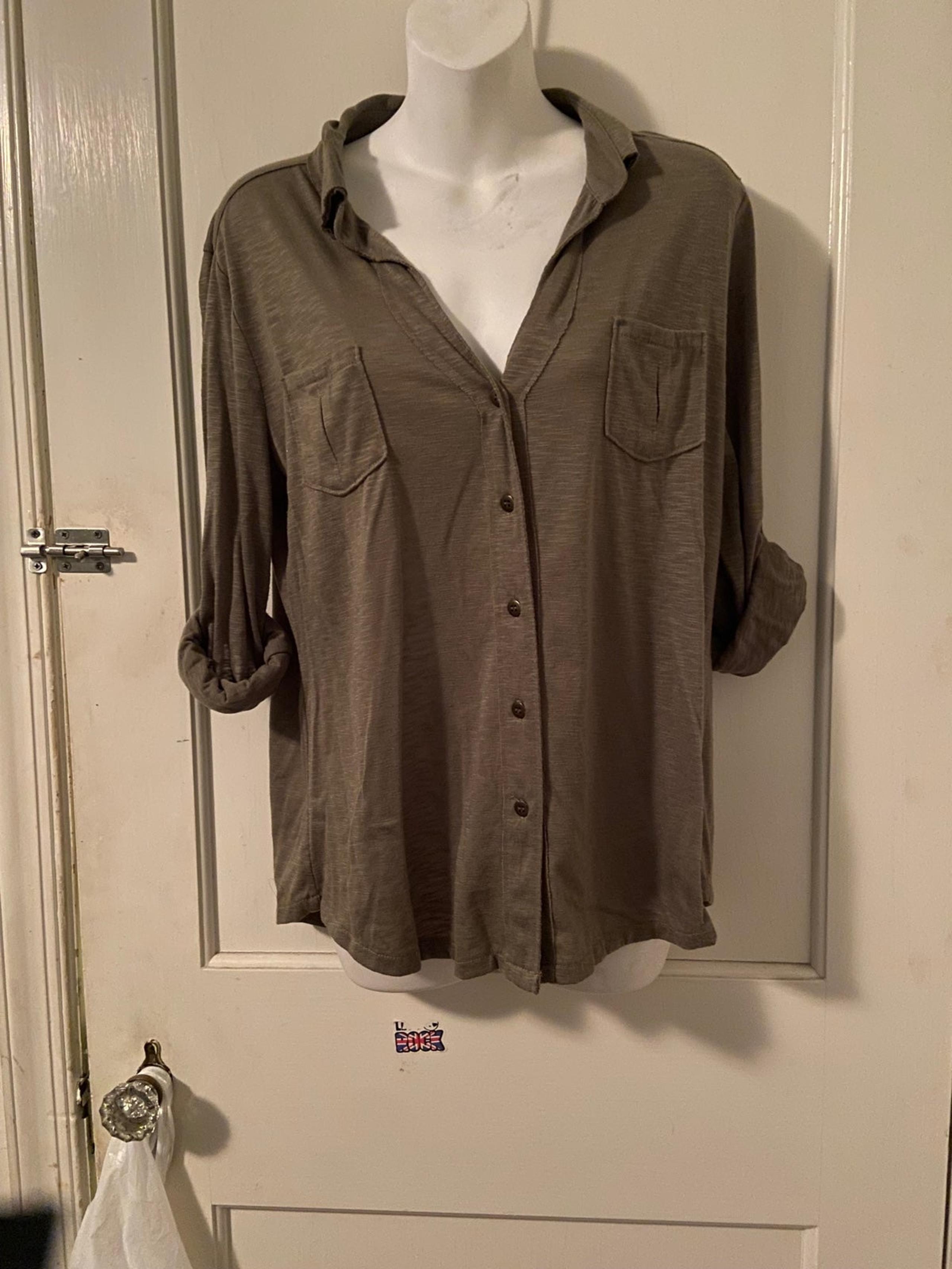 Route 66 Button down blouse - Large