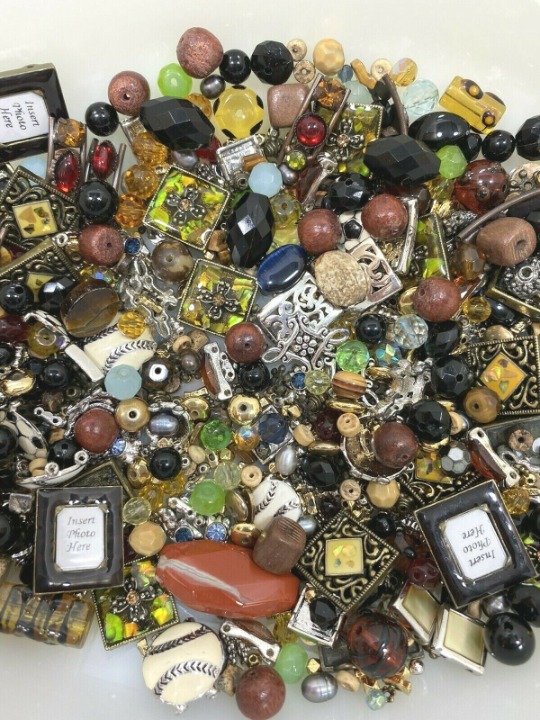 1 Lb 2 Ozs Beads Bundle Glass Metal Wood