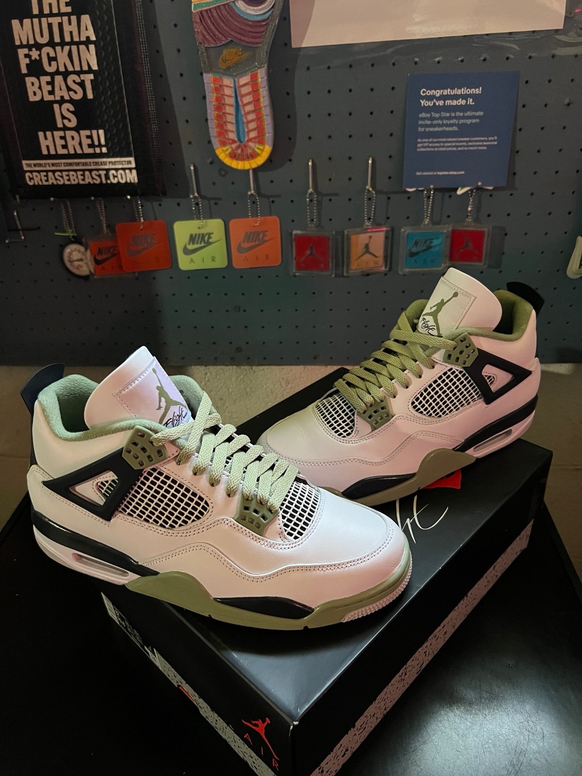 Jordan 4 oil green-seafoam/dark ash size 12w/10.5m