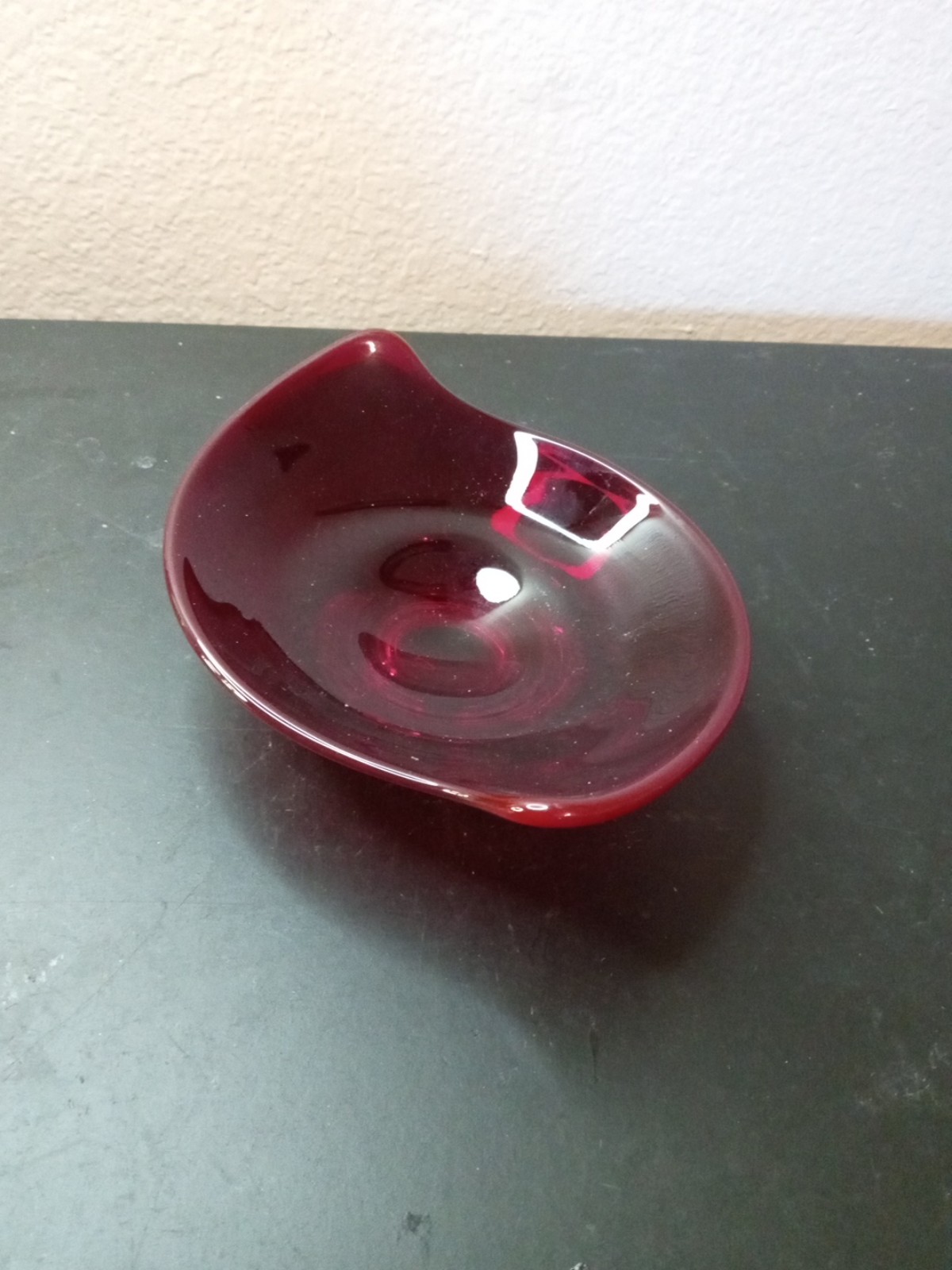 STUNNING MCM Viking Epic 7 Ruby Red Footed Bowl