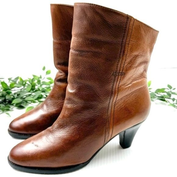 Frye Lisa Women's Foldover Short Boot Brown Leather Heeled Booties 7.5