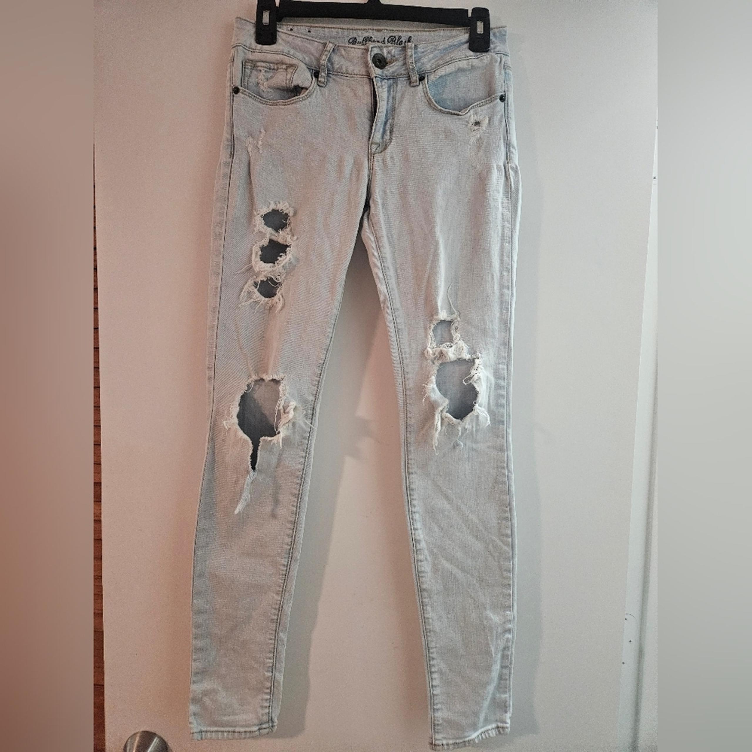 Distressed Light Blue Jeans Size 5 - Bullhead
