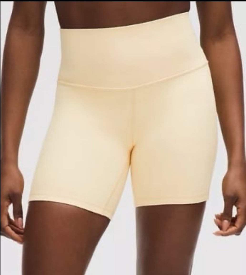 NWT Lululemon SIZE 10 High Rise Align 4” shorts in Butter Cream SOLD OUT!