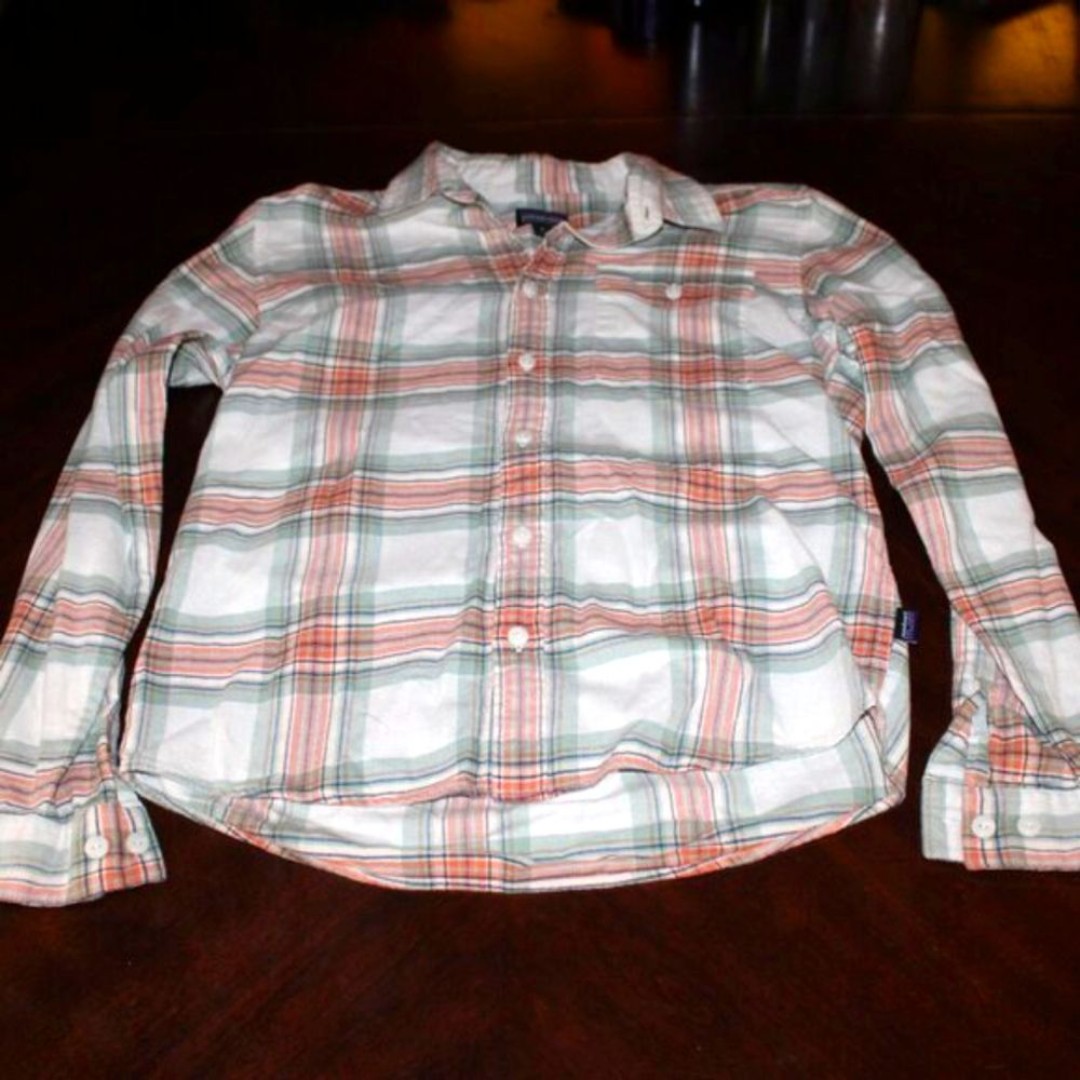 Patagonia Women's Plaid Button-Up Shirt – Size S – Coastal Preppy Outdoor