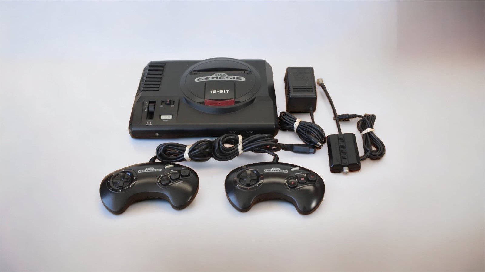 Sega Genesis 2 W/ Controllers