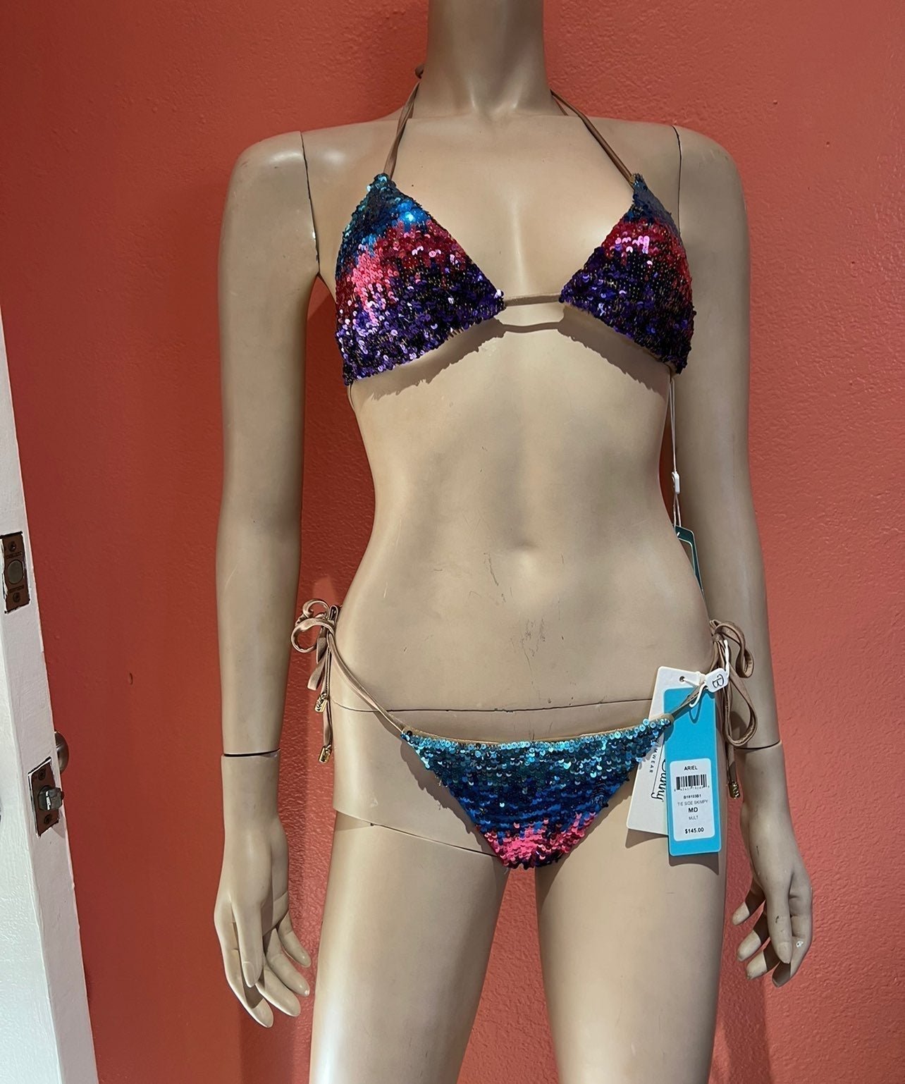 bikini set!!