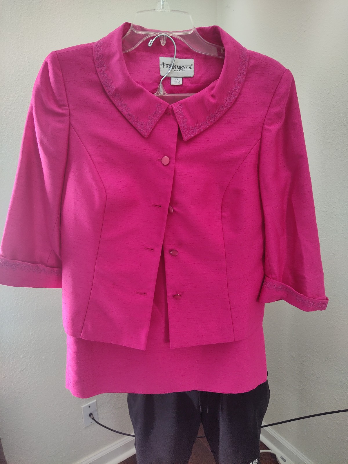 Women's Suit