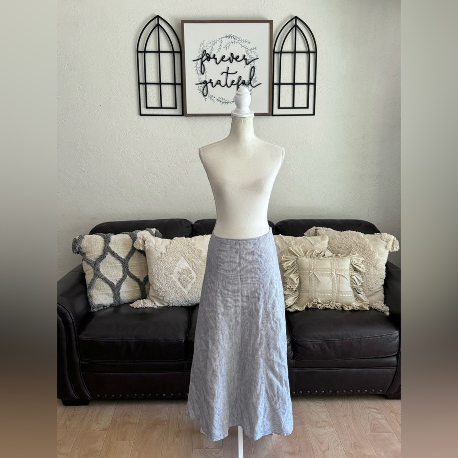 Tweeds 100% Linen Black & White Pinstriped Midi Skirt Classic Designer Size 8