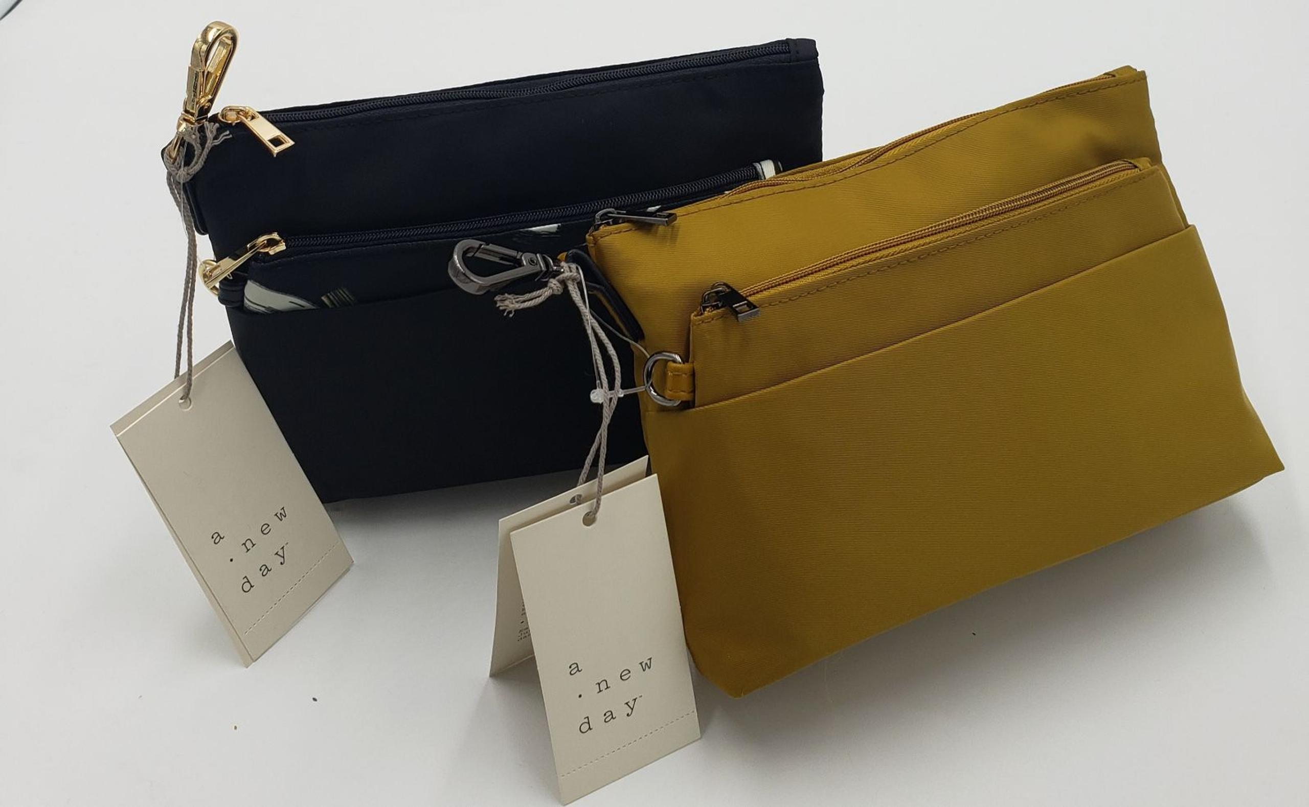 2 Bags Organizer Makeup  pouches Organiz