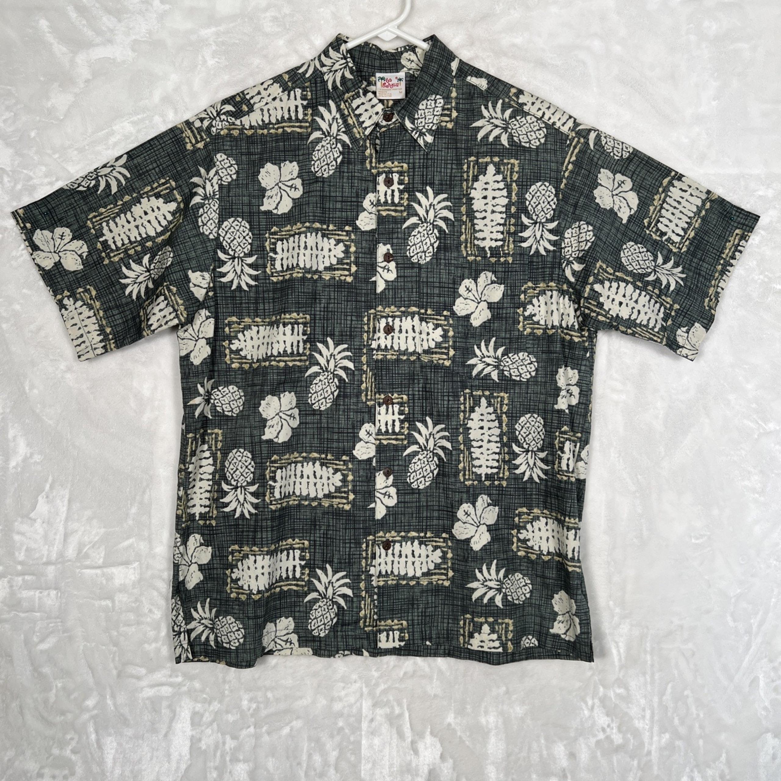 Go Barefoot mens Hawaiian shirt size M cotton pocket Green pineapples button up