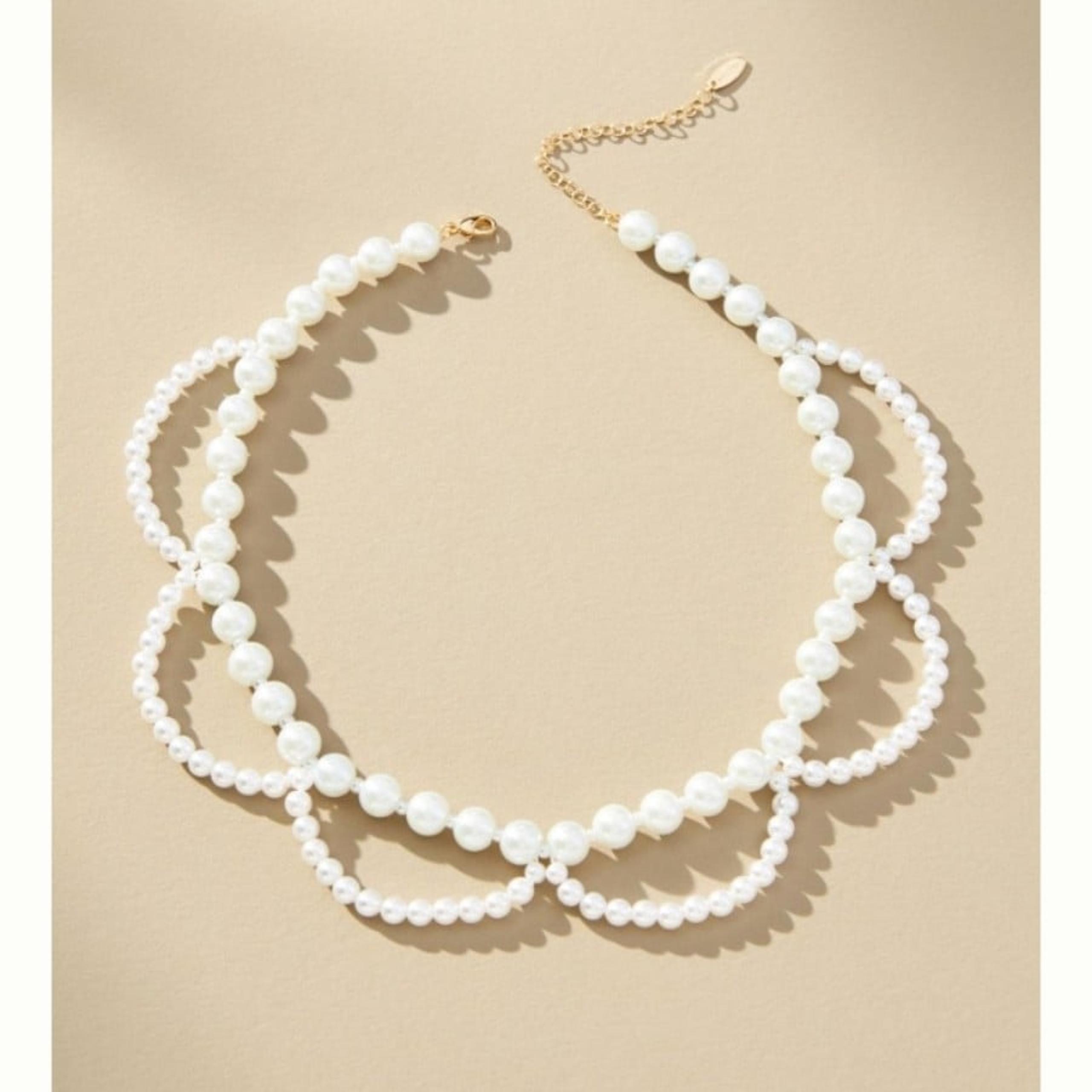 Anthropologie Scalloped Pearl Collar Necklace