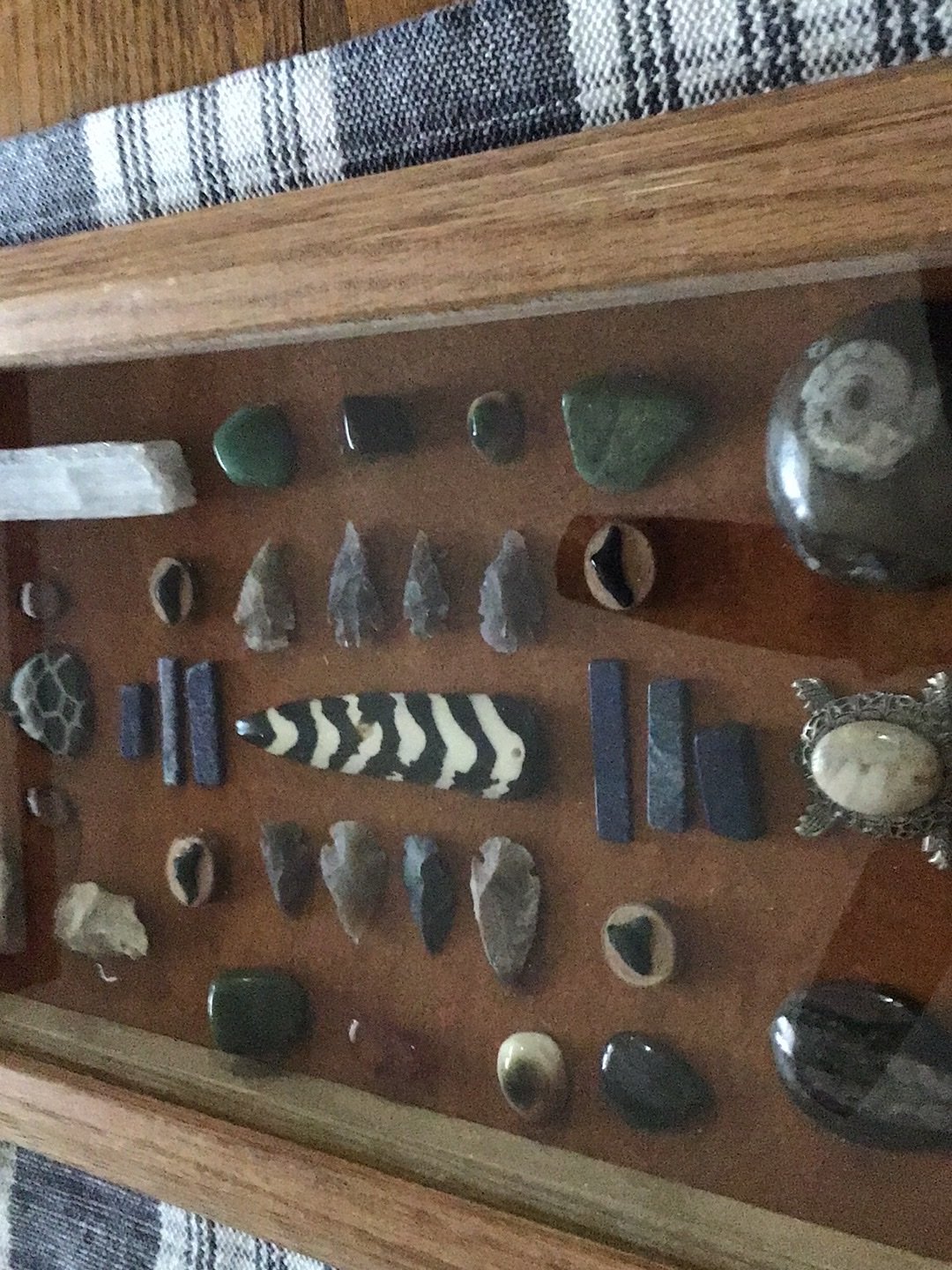 Shadow box