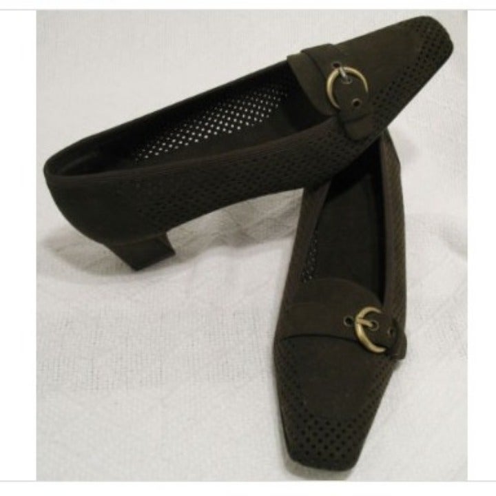 New Stuart Weitzman Pumps 8 N Narrow Brown Suede Heels Slip On Dressy