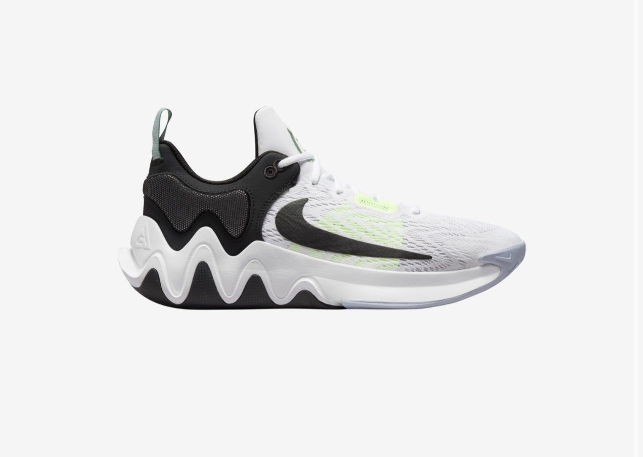 NEW Men’s Nike Athletic Basketball Shoes Giannis Black Green Sneakers Size 12