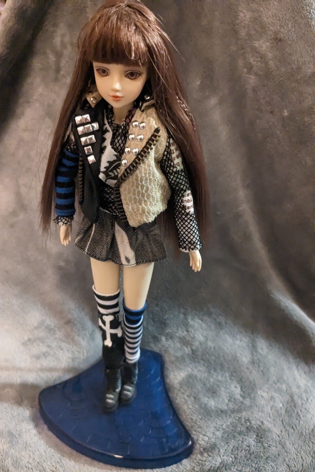 j doll wig