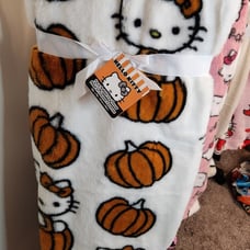 Hello Kitty Blanket