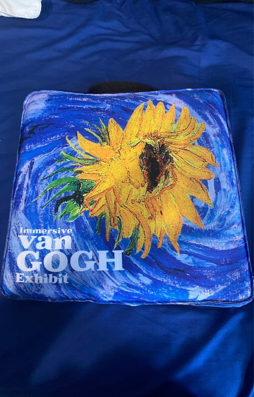 looking for sales agent Van cushion exhibit gogh Home looking for sales agent Van cushion exhibit gogh Home