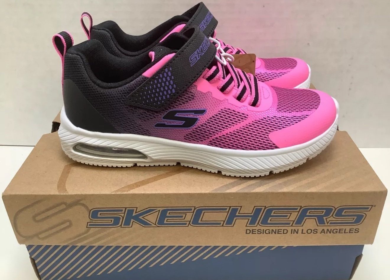 Skechers dyna air black/pink size 4