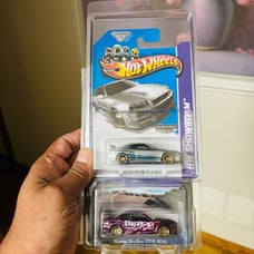 Hot Wheels Skyline Lot