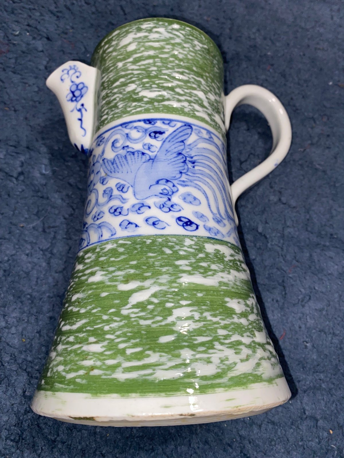 Rare Chinese 19th century antique ceramic tea pot