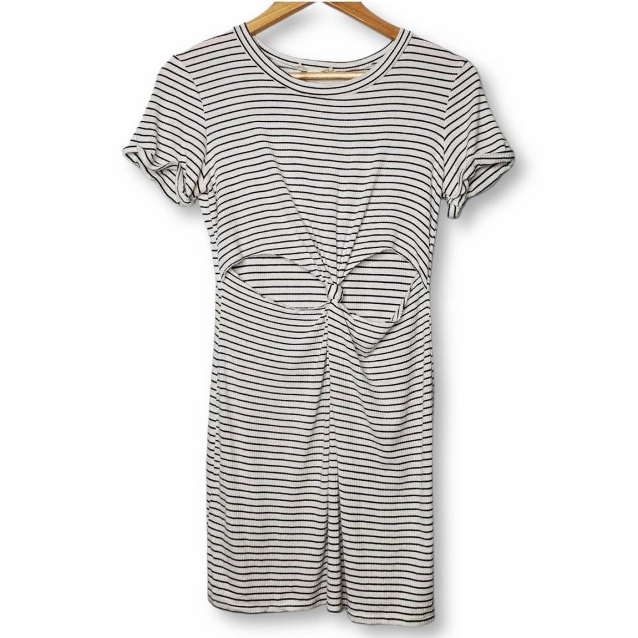 L. A. Hearts Striped Ribbed Twist Knot Front Black White Striped Size Small
