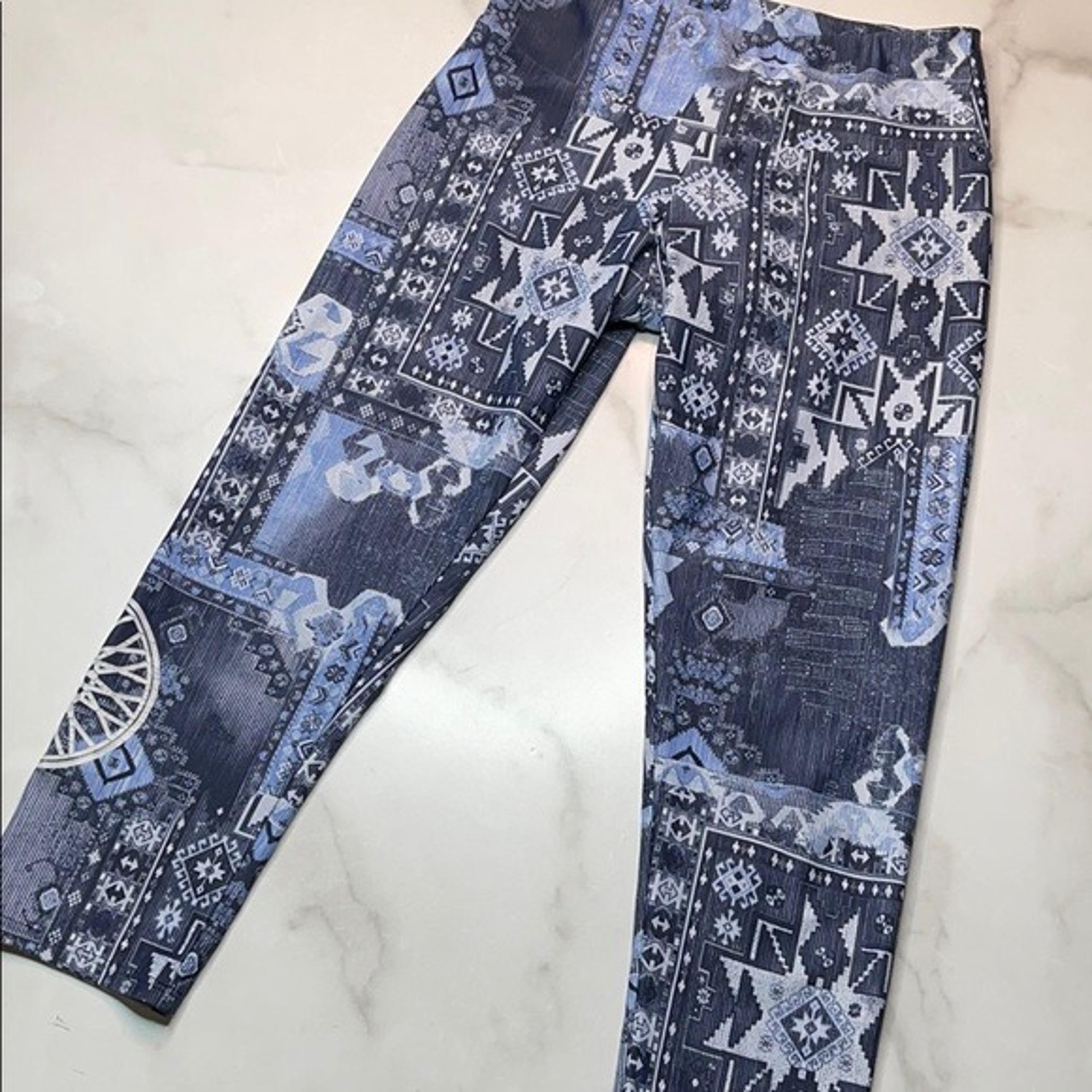 Soulcycle X Terez Capri Legging XS