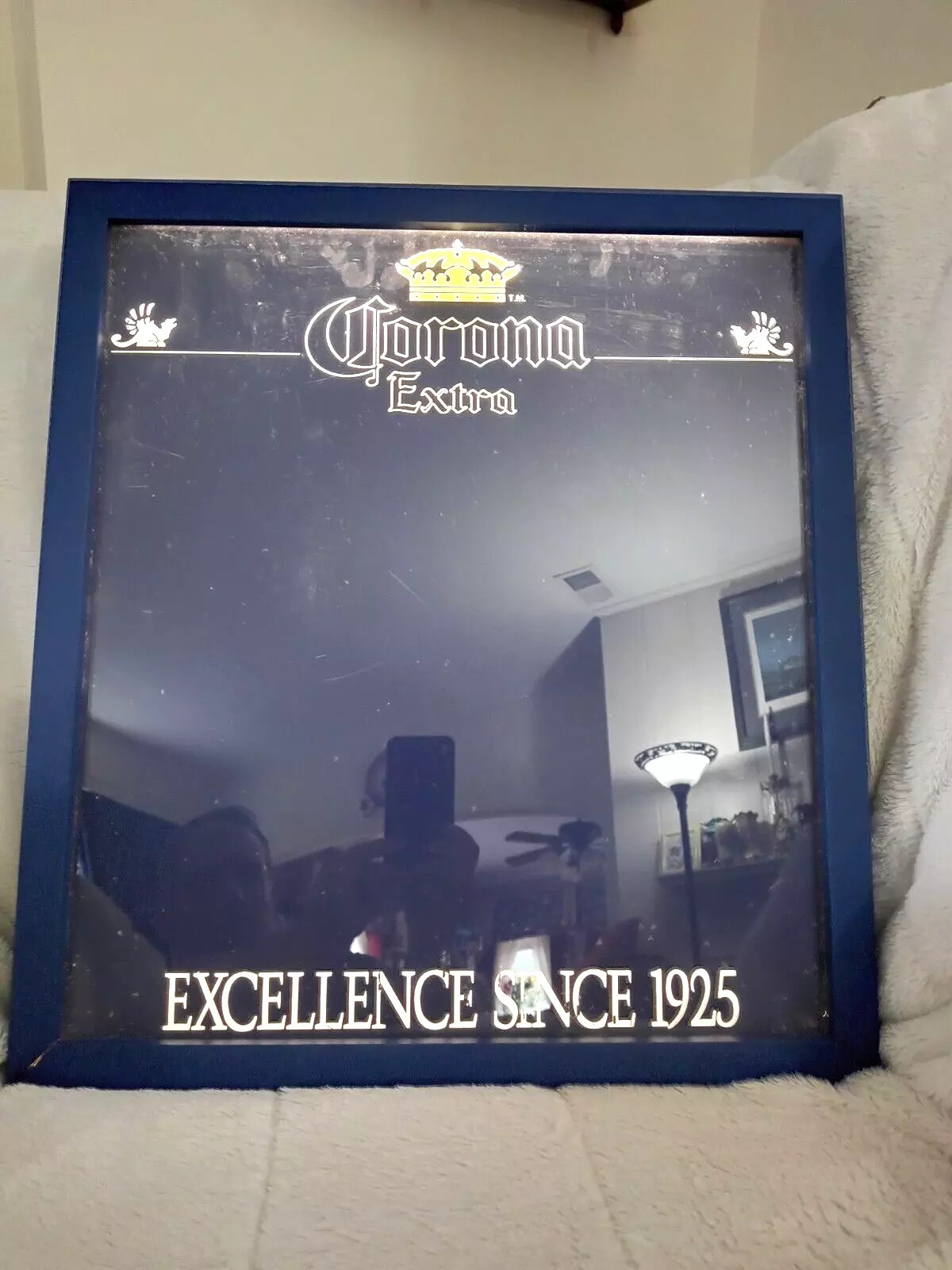 Vintage 19x21 Corona Extra Beer Lighted Display Sign With Writing Board