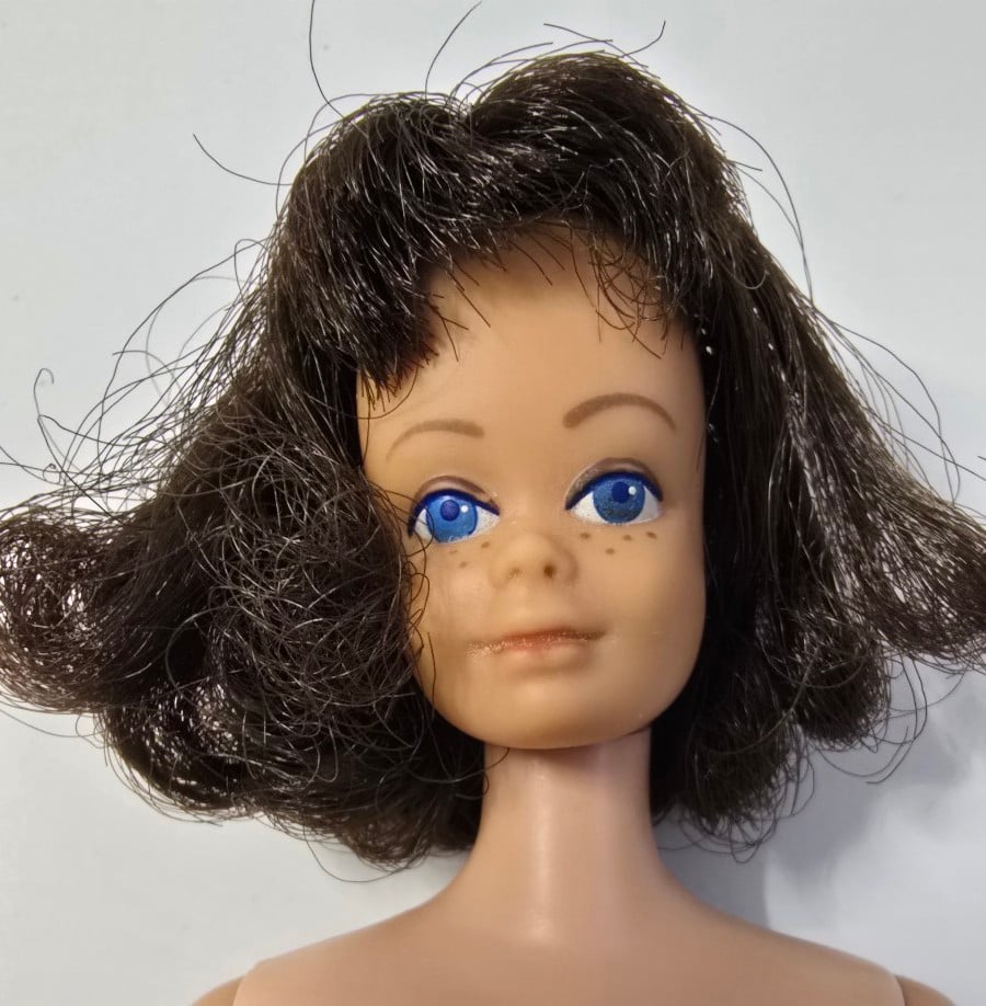 Vintage Brunette Straight Leg Midge Doll, 1964-1966