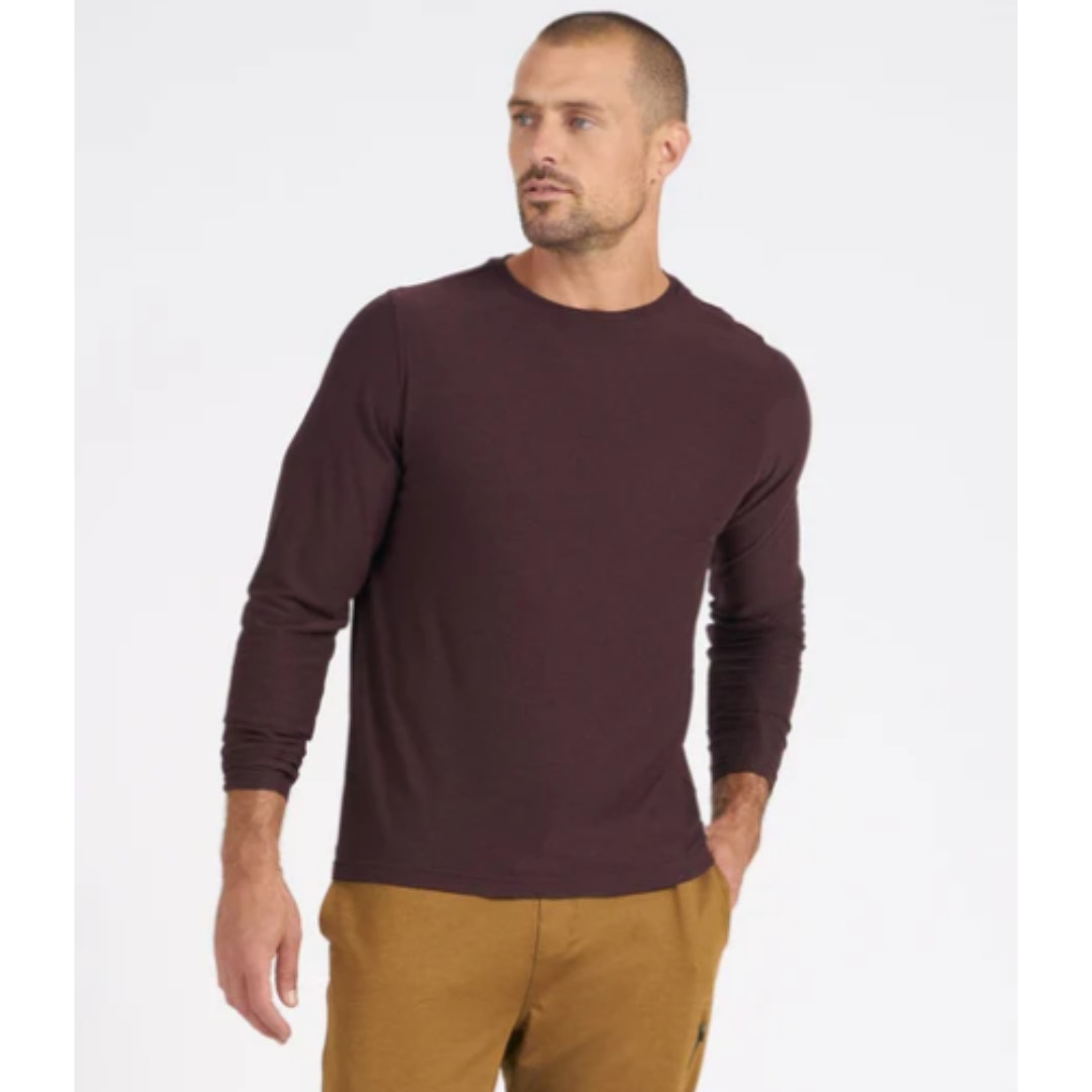 Vuori Men's Long-Sleeve Strato Tech Tee XL Comfort Athletic Maroon Shirt