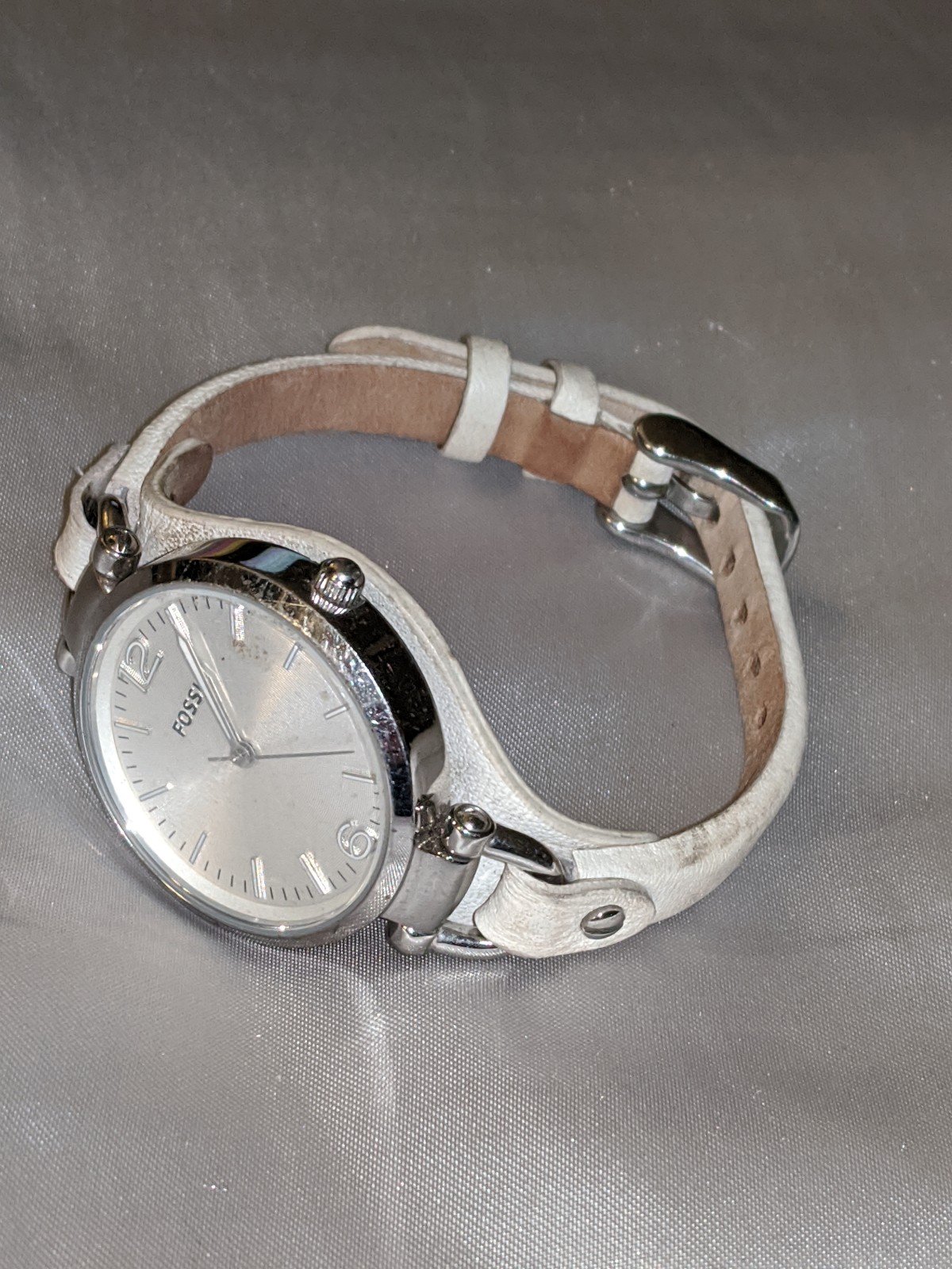 Vintage Fossil Watch (Leather Band)