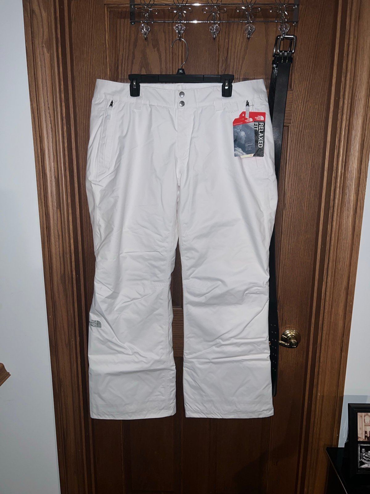 BNWT NorthFace Women’s XL Snow Pants